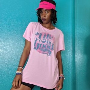 Pink Life is good  T-shirt